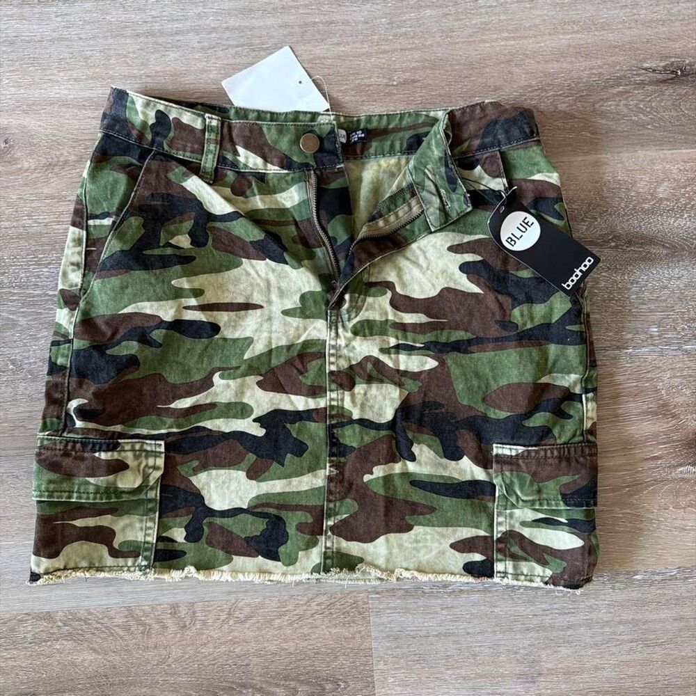 Boohoo Women's multi Skirt